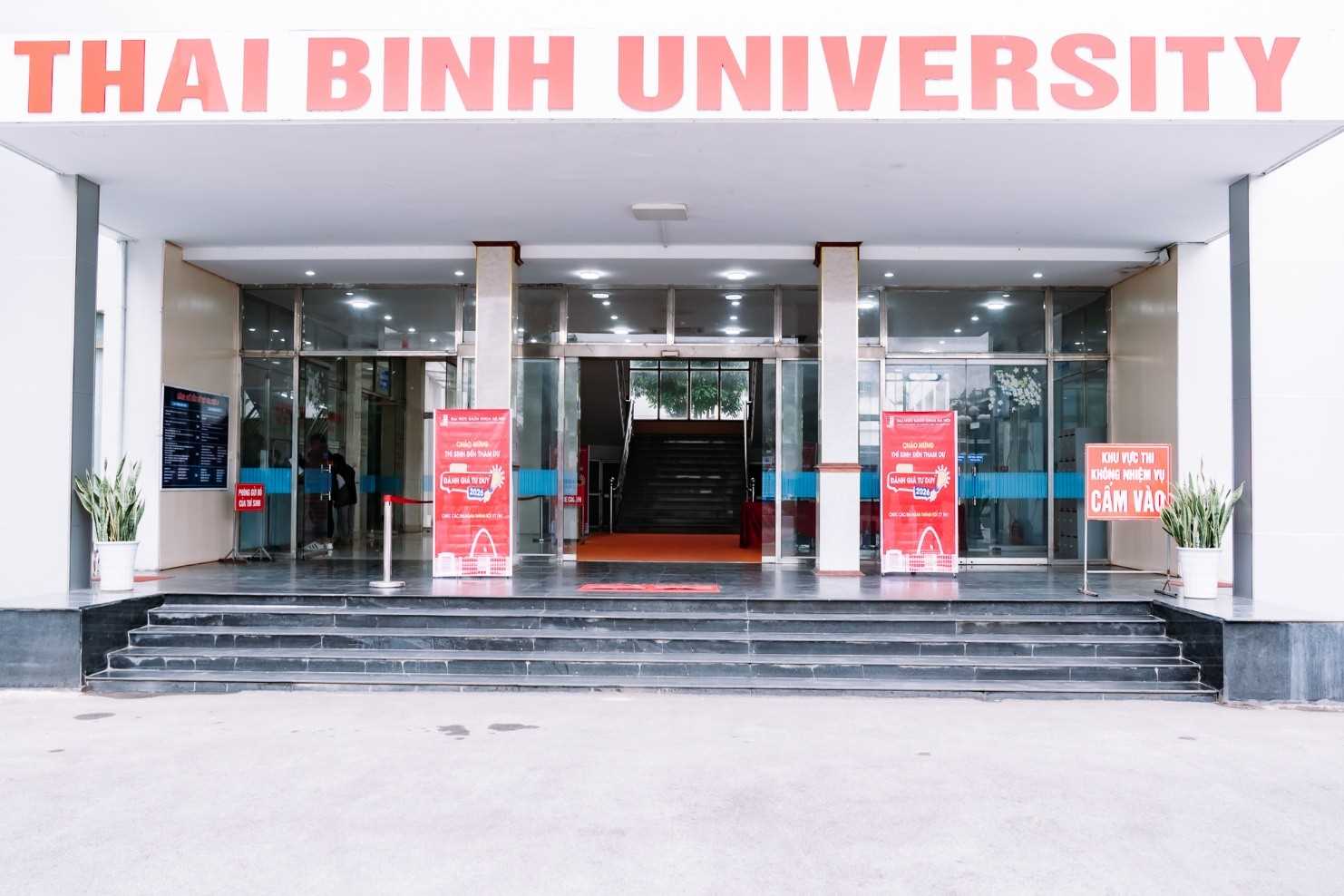 SẴN SÀNG ĐÓN CÁC THÍ SINH TỚI THAM DỰ KỲ THI ĐÁNH GIÁ TƯ DUY ĐỢT 1 NĂM 2026 TẠI TRƯỜNG ĐẠI HỌC THÁI BÌNH